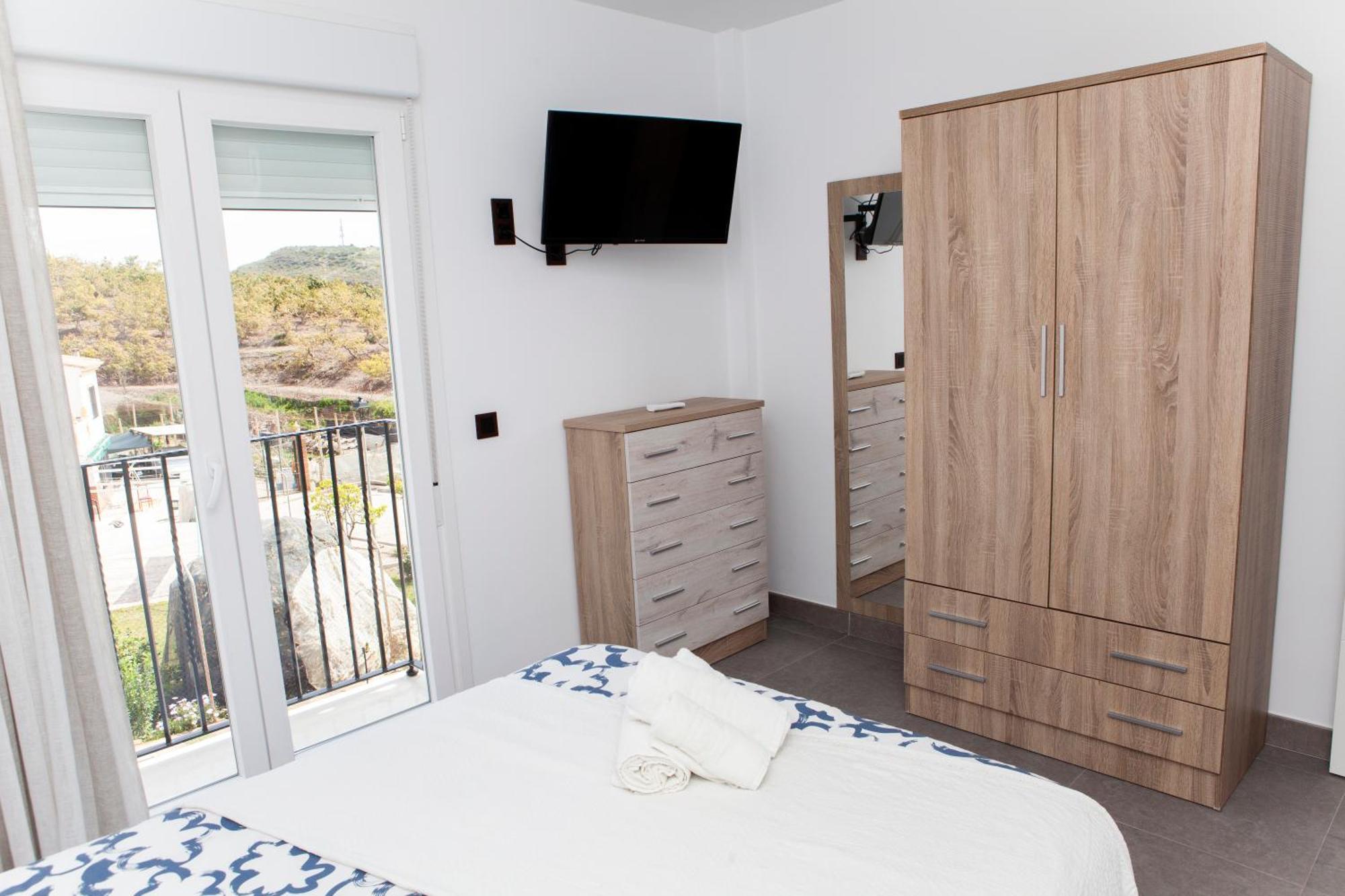 Apartamentos El Chorrilllo Almayate Bajo Luaran gambar